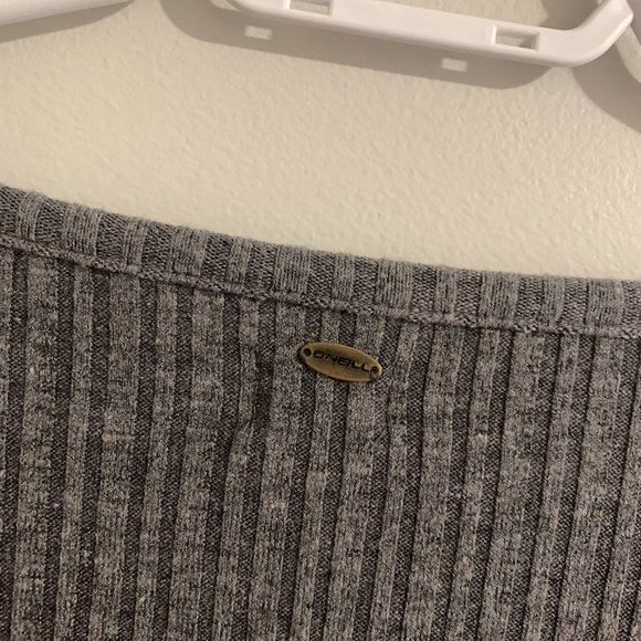 Grey O'Neill Women's V Neck Long Sleeve Top Ribbed - Picture 2 of 4